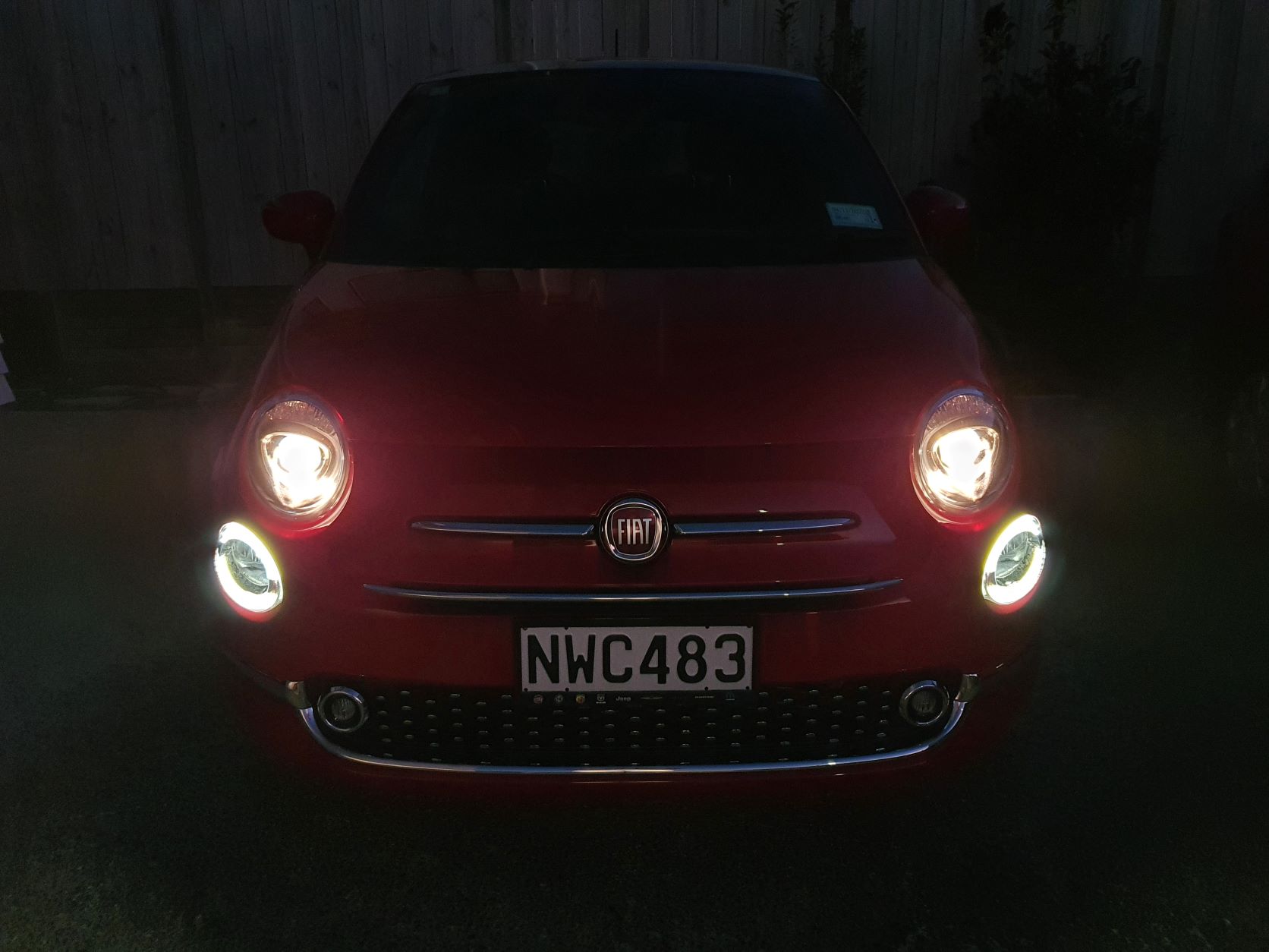 Headlights and LEDs on the front of the new Fiat 500 Dolcevita