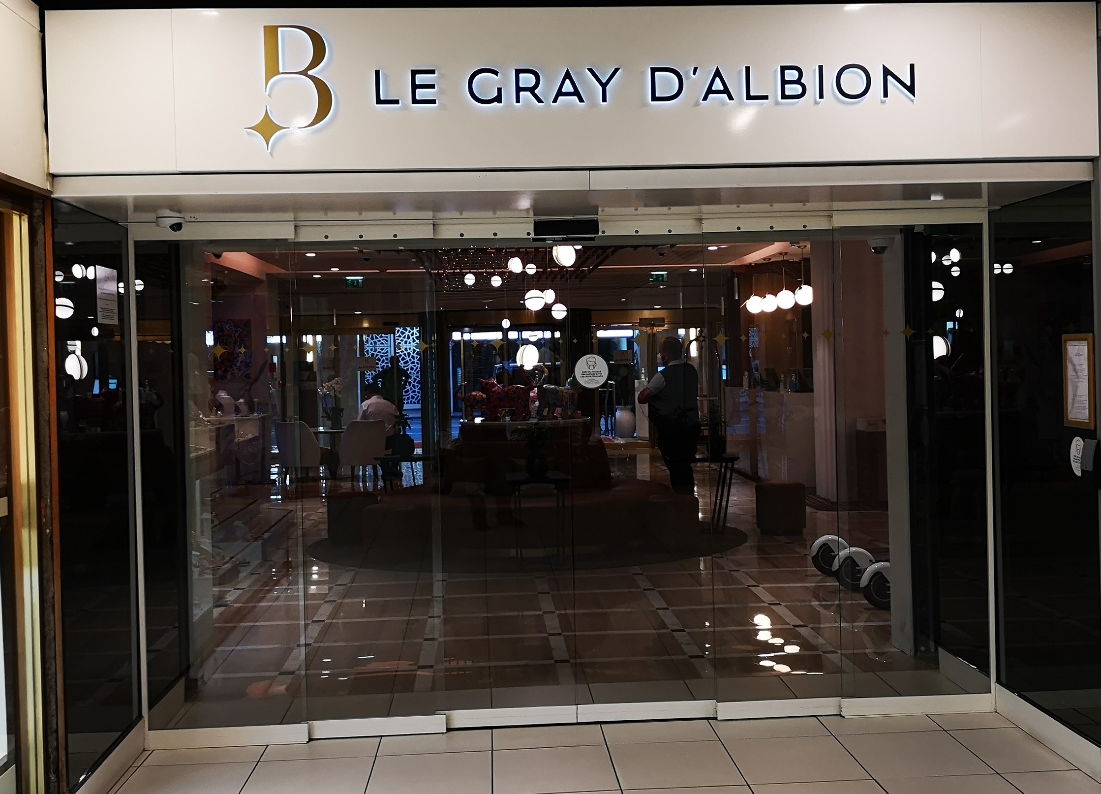 Le Gray d’Albion hotel review Cannes
