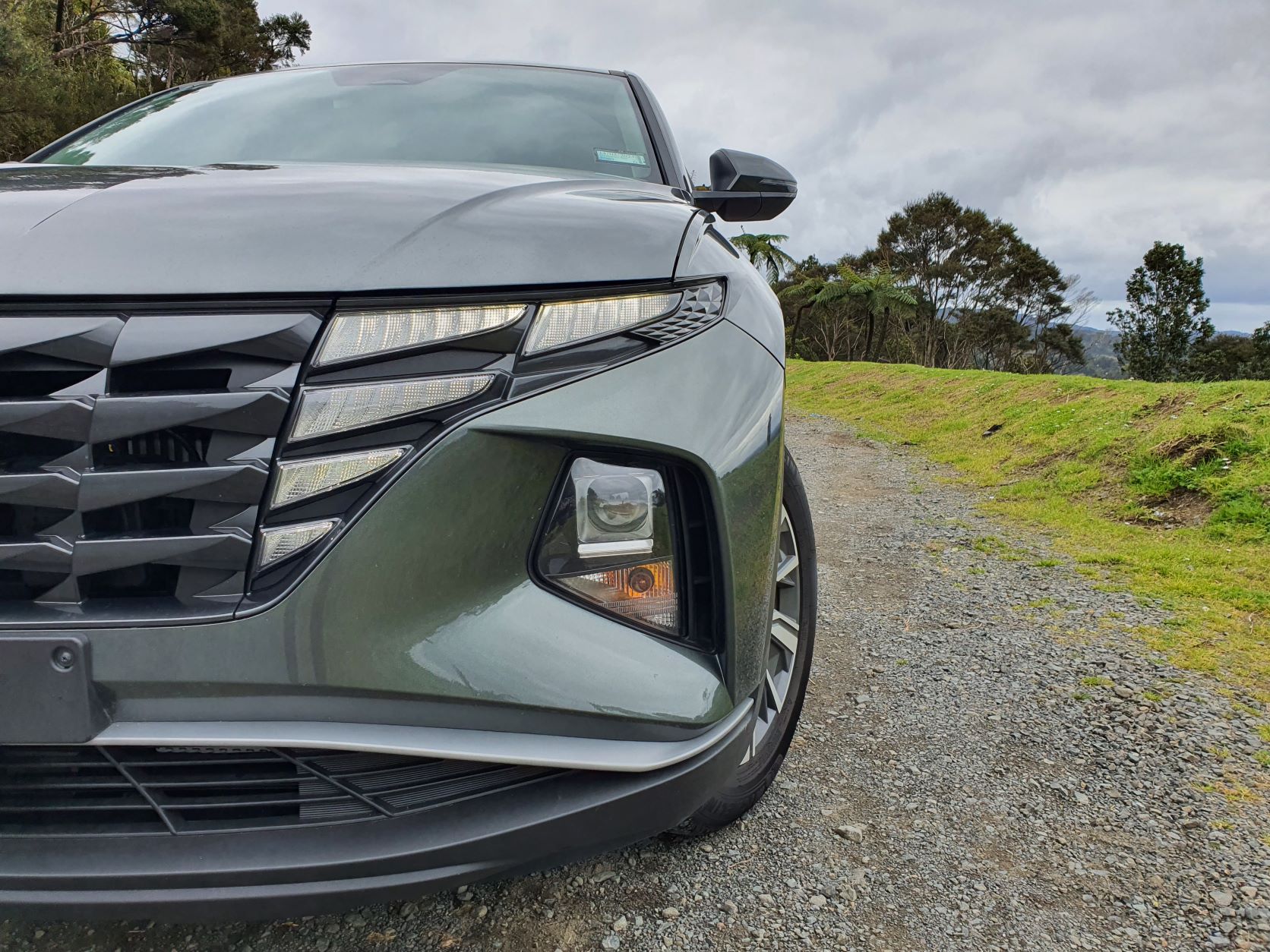 Front view of the headlights on the 2022 Hyundai Tucson Hybrid