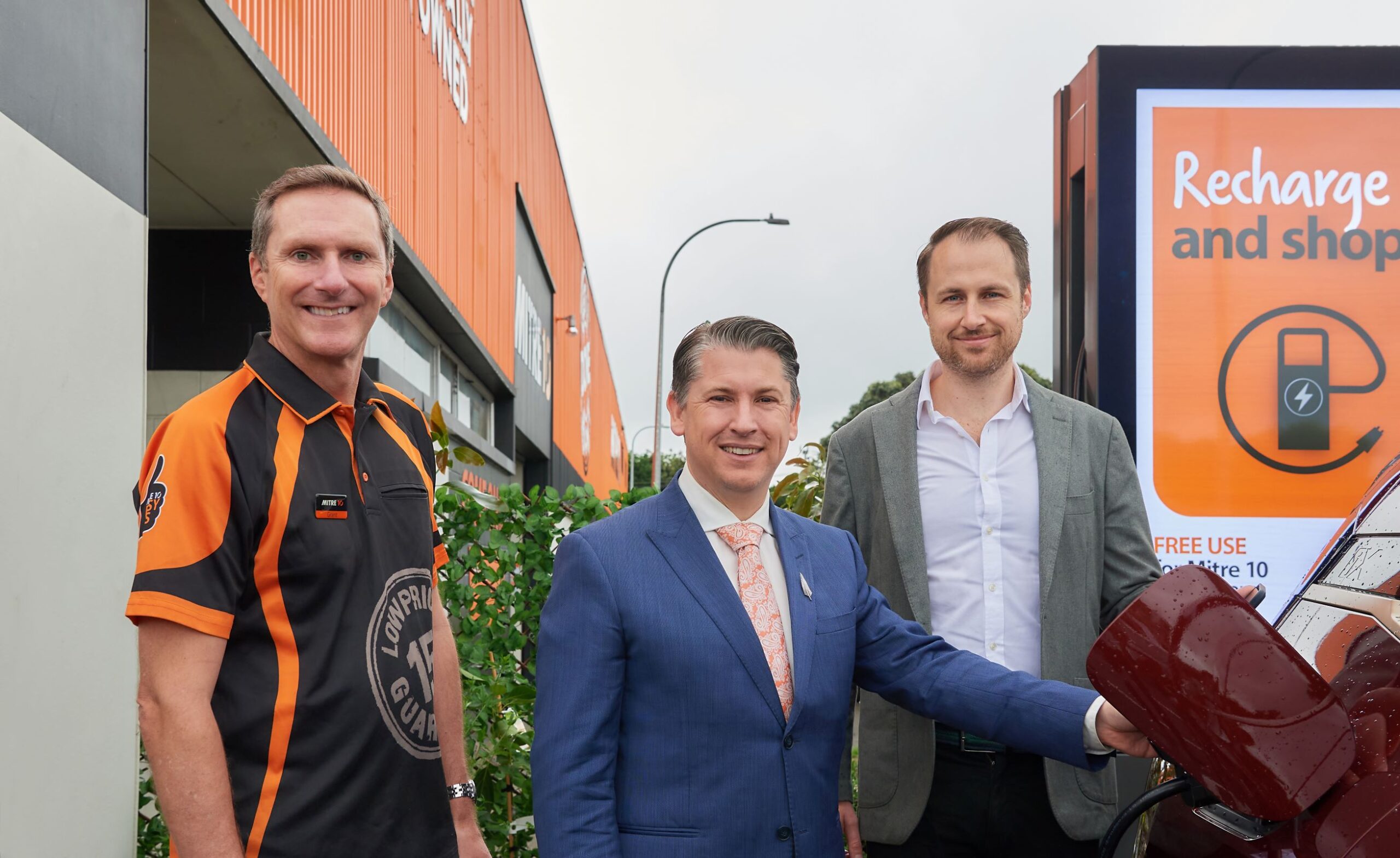 MITRE 10 and JOLT NZ’s first free fast EV charging station Tarmac