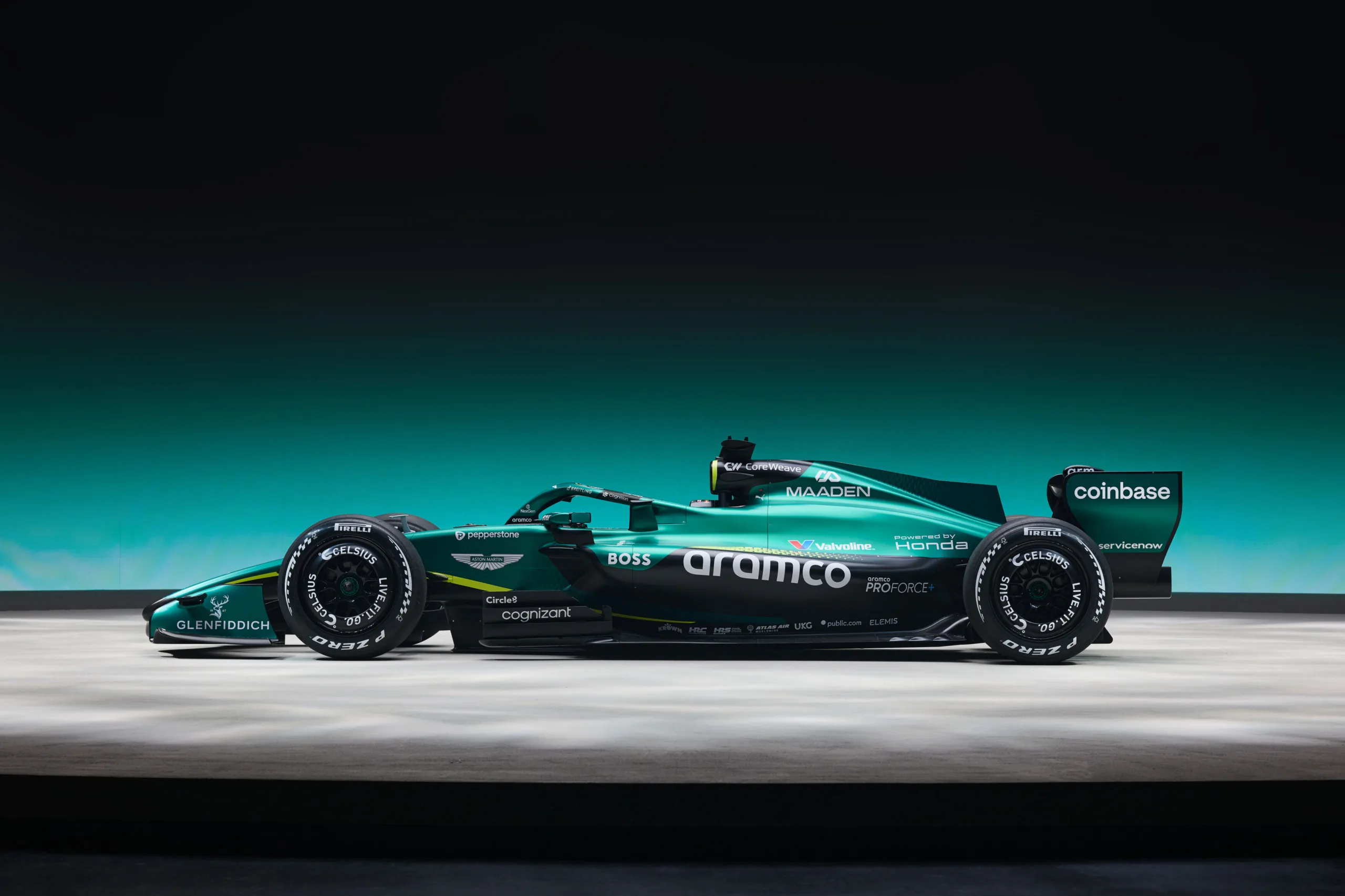 First Look - Aston Martin and Honda Unveil Striking AMR26 for 2026 Season