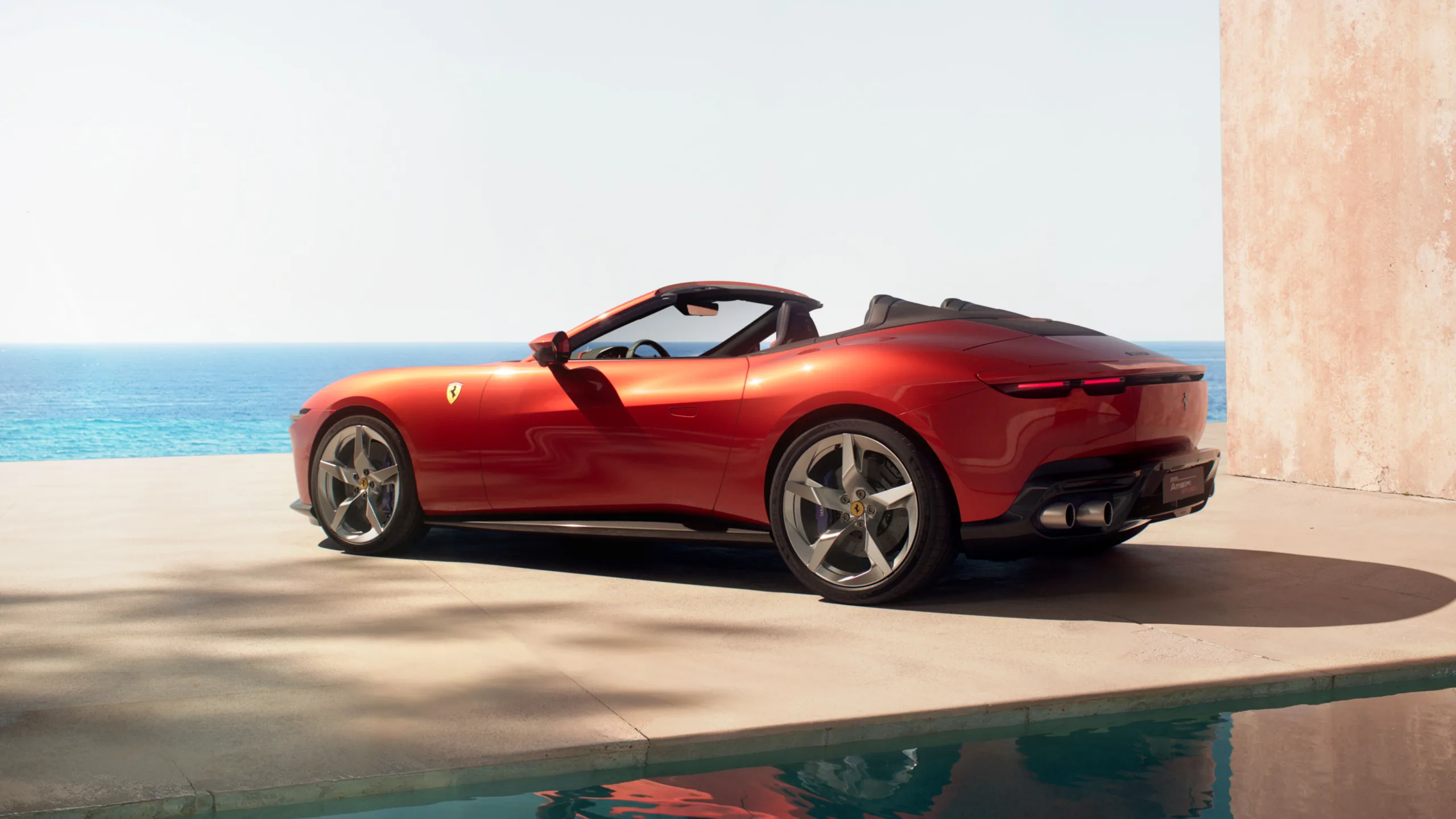 Top Down, Ego Up - Why the Ferrari Amalfi Spider Might Actually Makes Sense