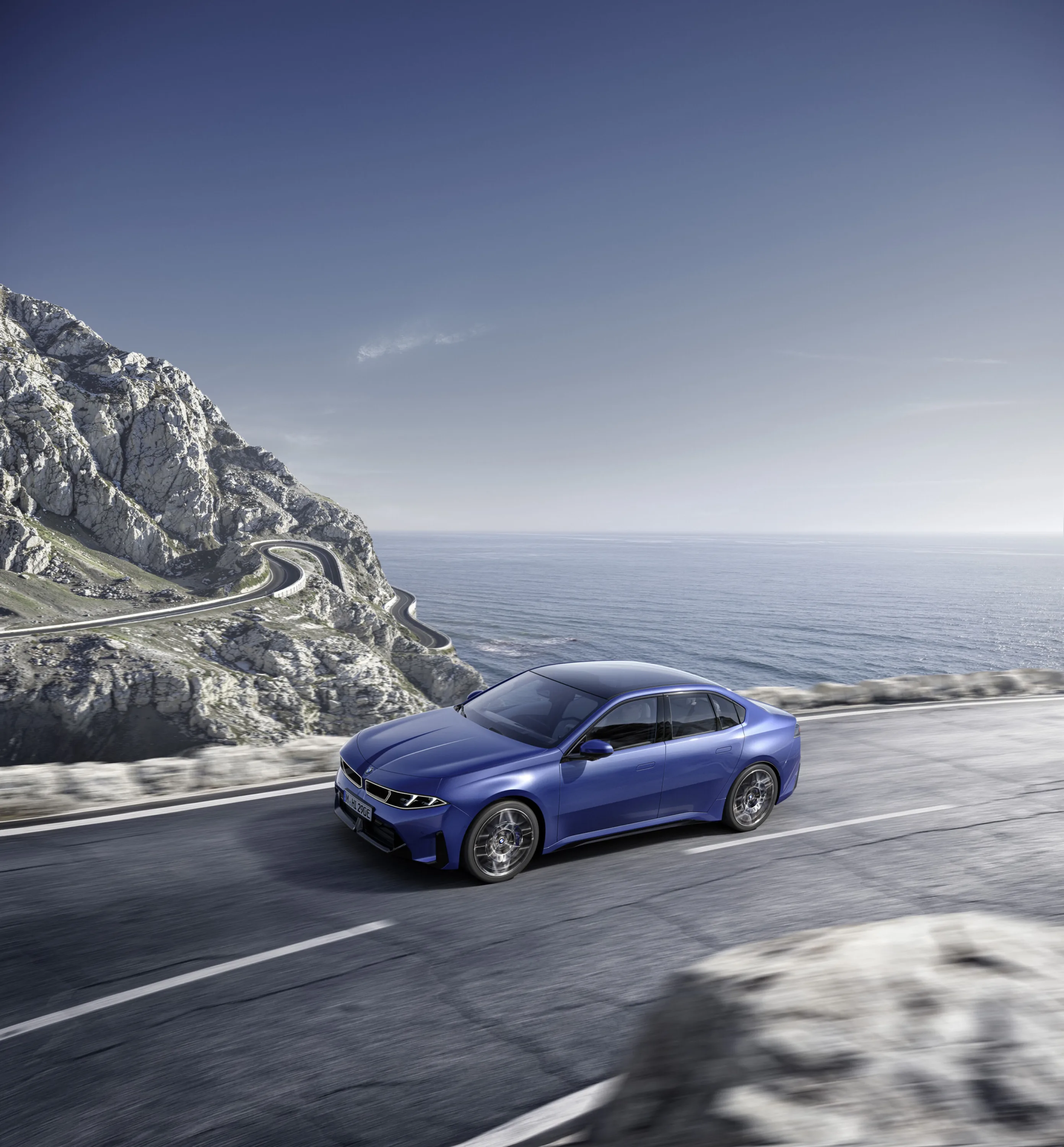 BMW reveals all-electric i3 sedan with 900km range
