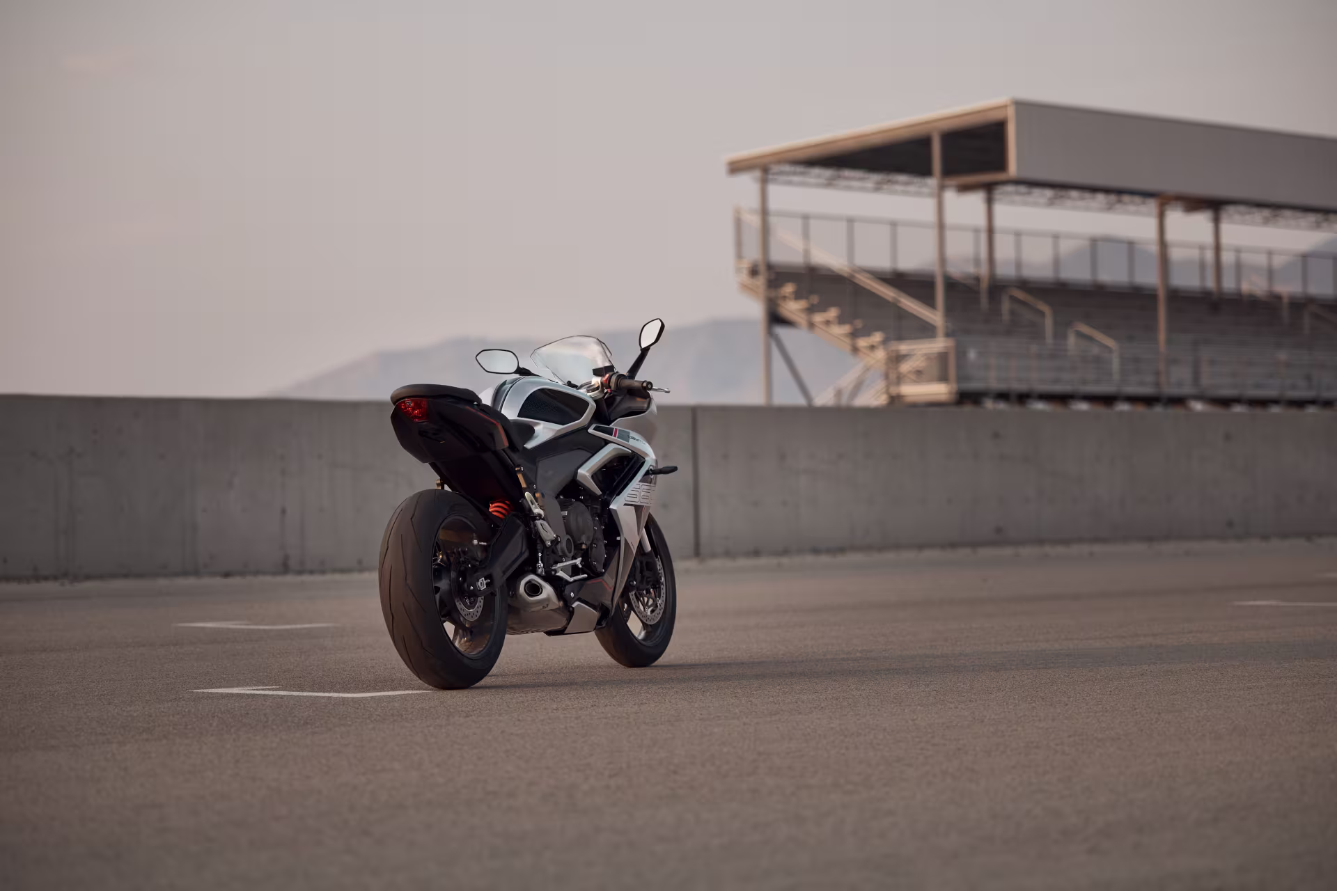 More tech, more grip, and more Rider Focus - Triumph sharpens the Daytona 660 for 2026