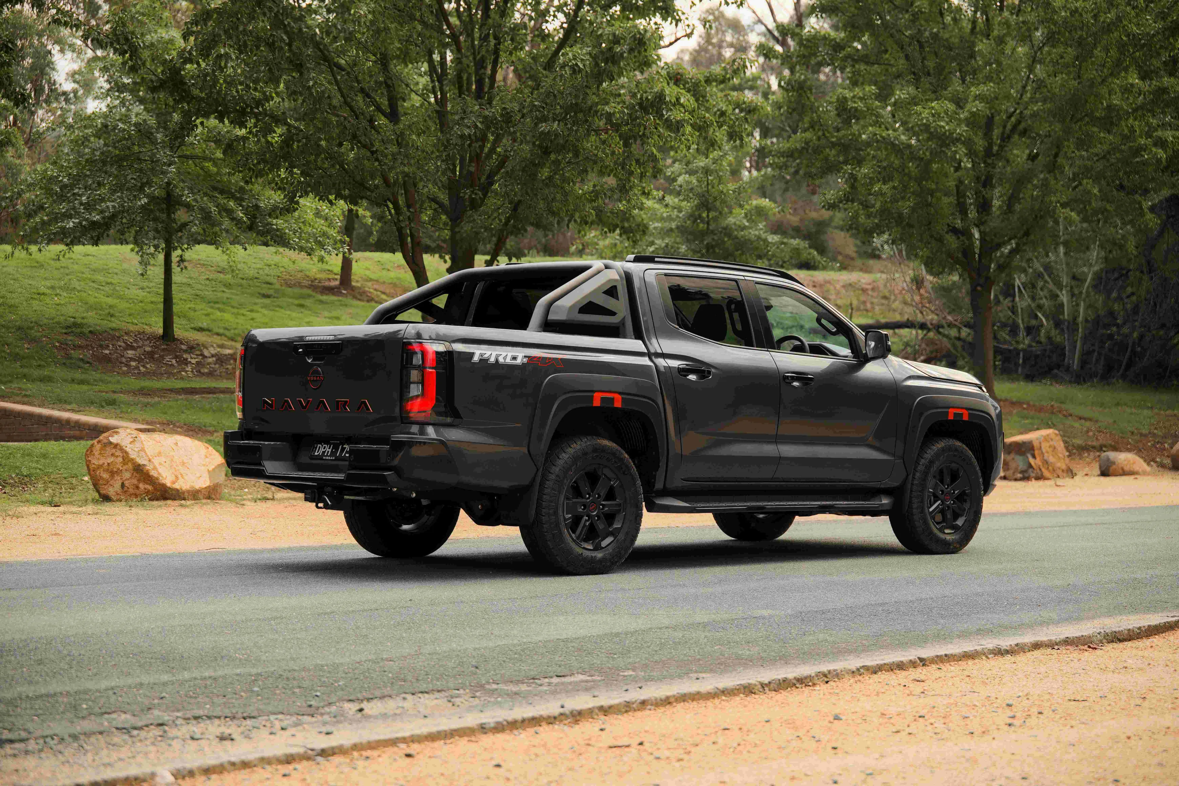 All-new fifth generation Nissan Navara - test drive in Aus