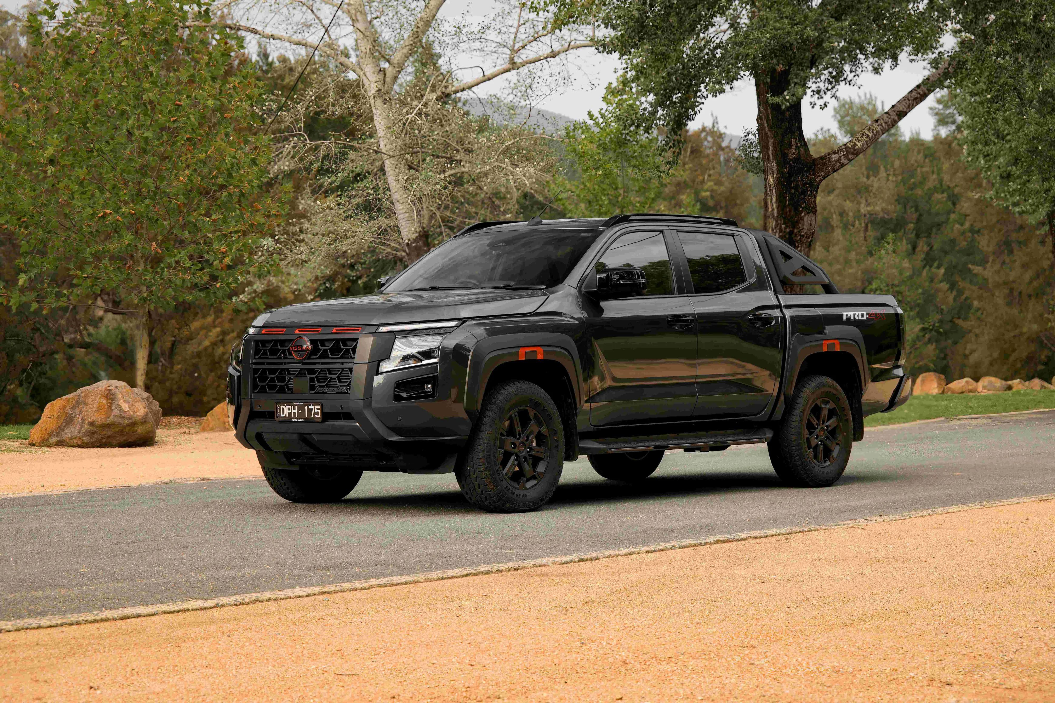 All-new fifth generation Nissan Navara - test drive in Aus