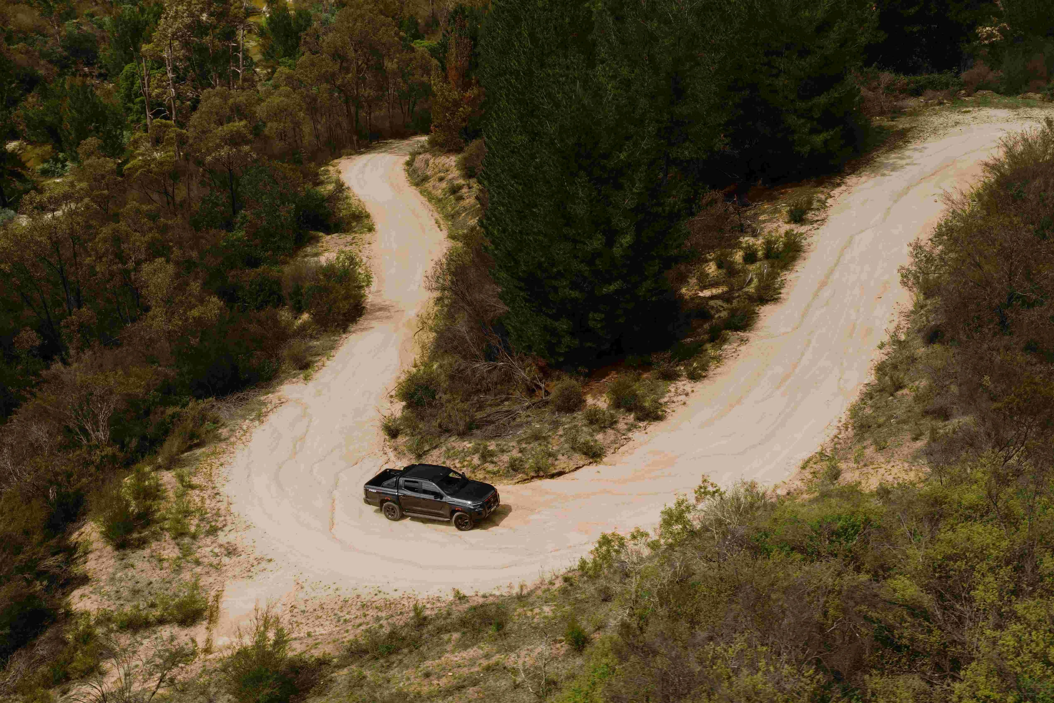 All-new fifth generation Nissan Navara - test drive in Aus