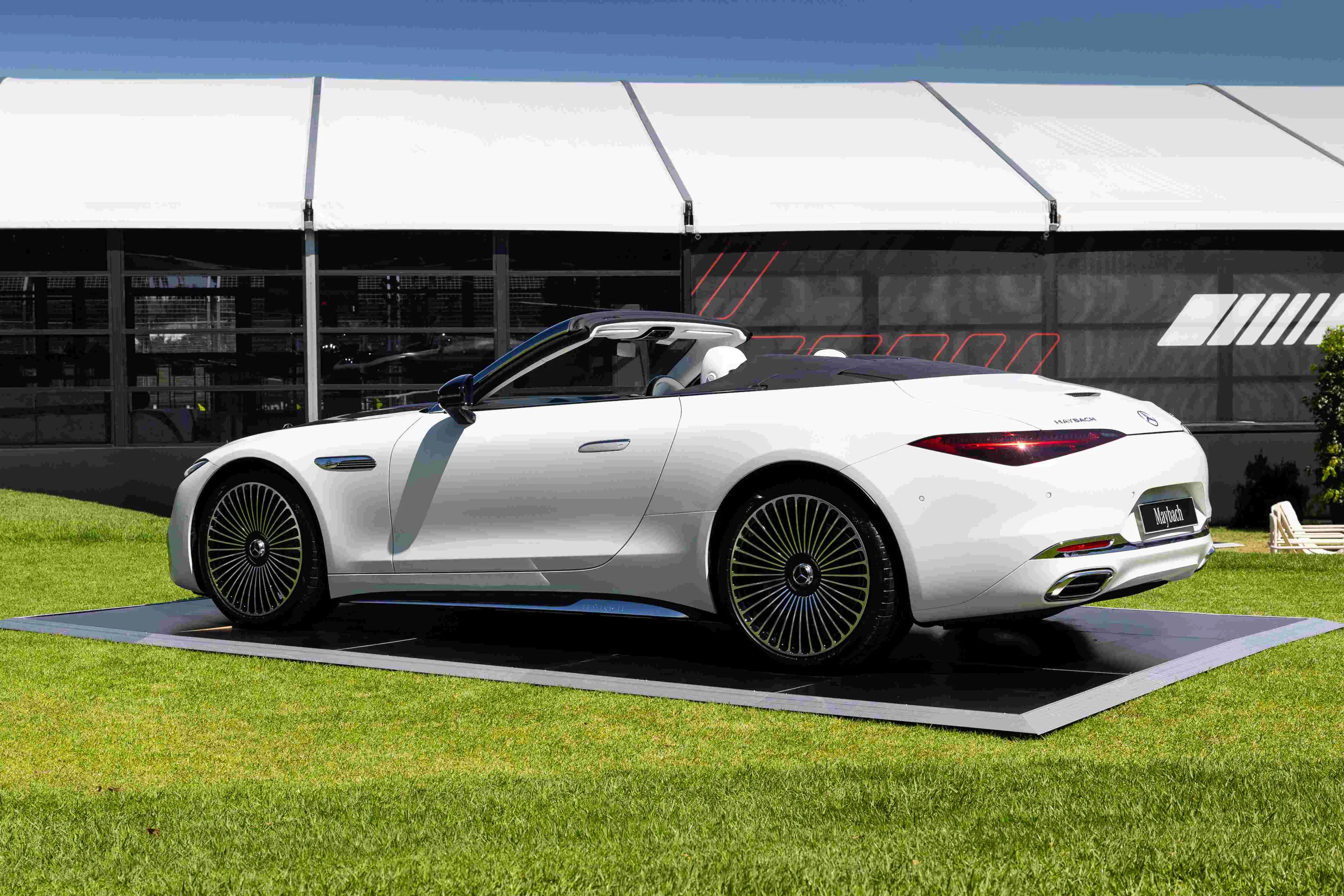 Open‑Top Opulence - Mercedes‑Maybach SL 680 Comes to New Zealand