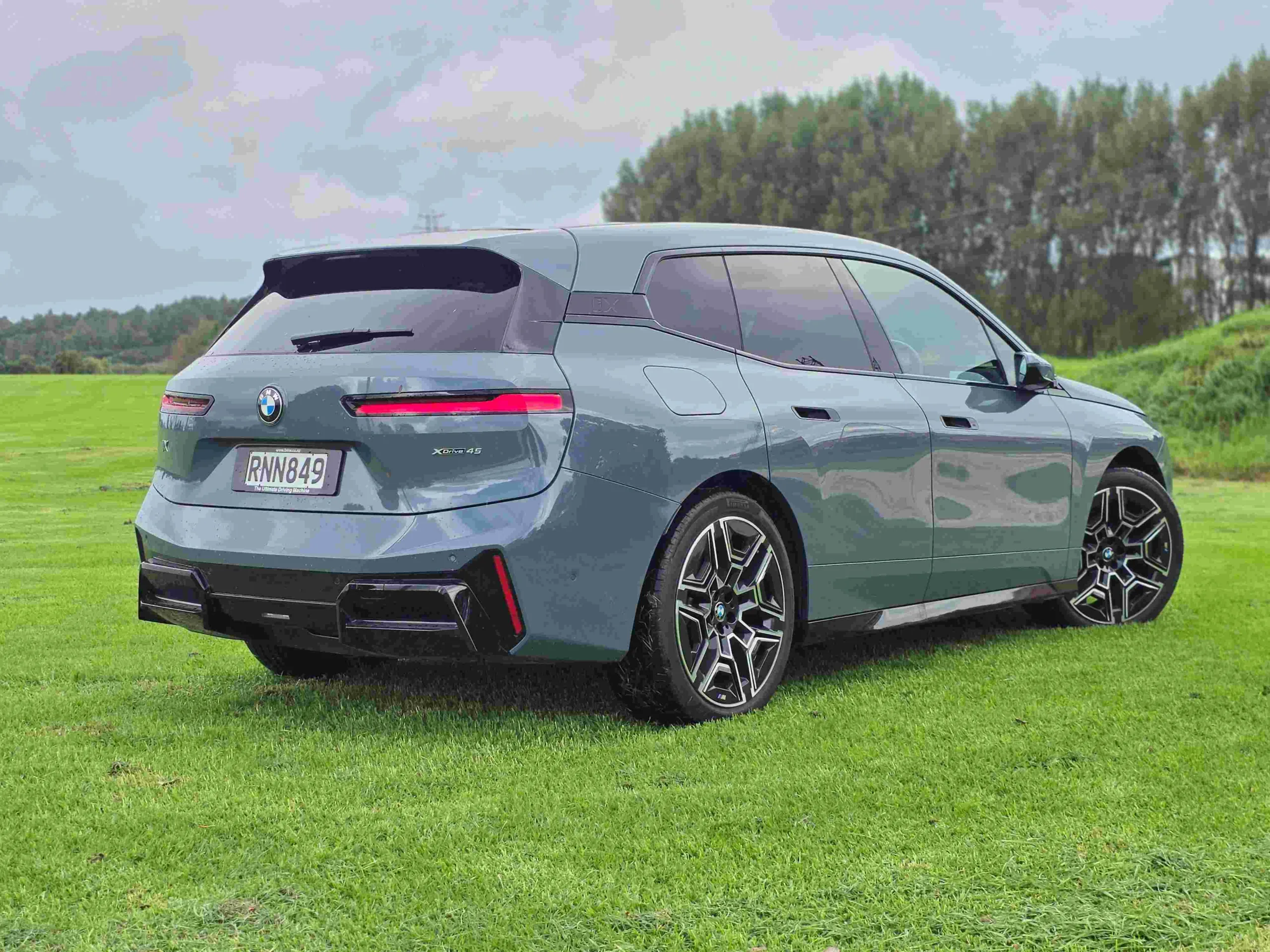 BMW iX xDrive45 M Sport Review - Big, bold and quietly brilliant