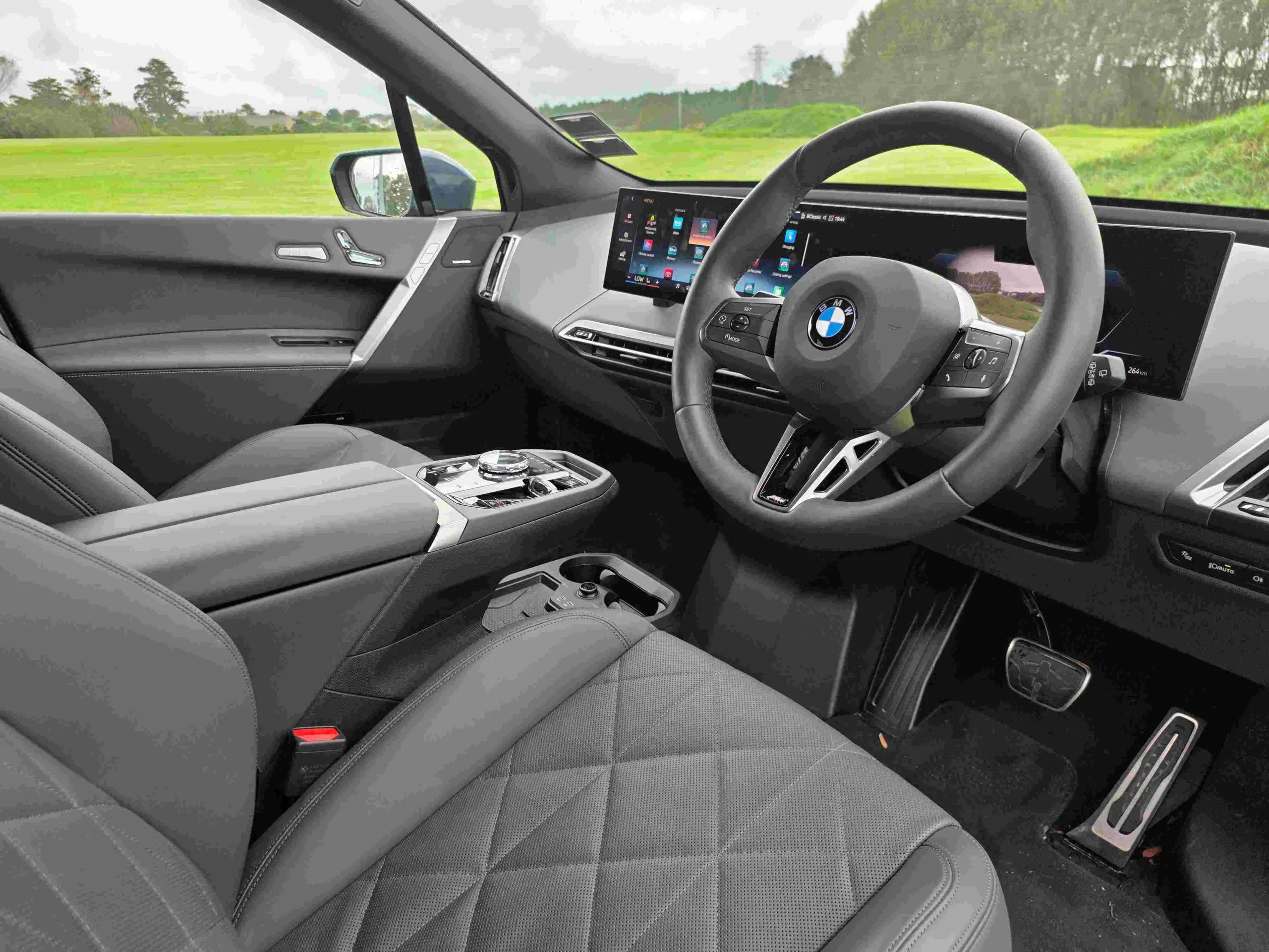 BMW iX xDrive45 M Sport Review - Big, bold and quietly brilliant